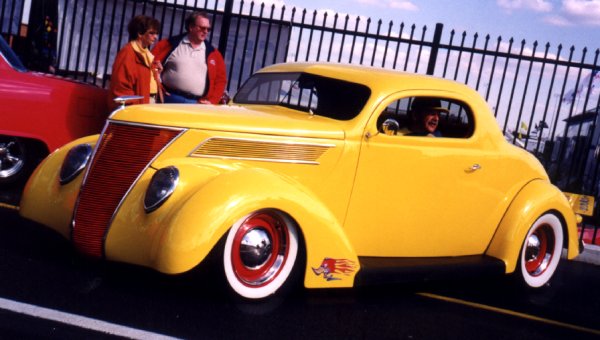 37 FORD COUPE